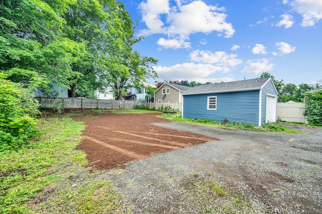 339 Main St, Wallingford, CT 06492 - view of yard with an outdoor structure