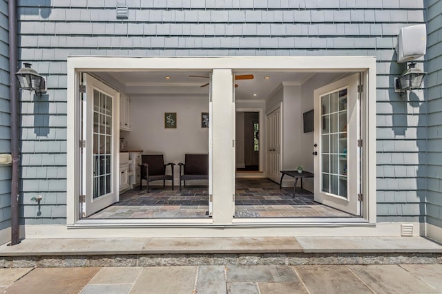 47 Tubbs Spring Dr, Weston, CT 06883 - entrance to property