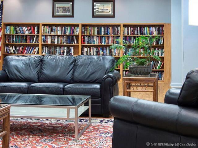 31 Woodland St Unit 7F, Hartford, CT 06103 - view of living area