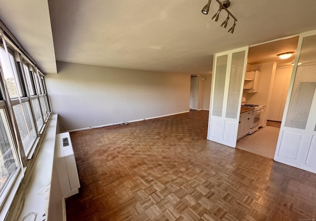 31 Woodland St Unit 7F, Hartford, CT 06103 - spare room with baseboards