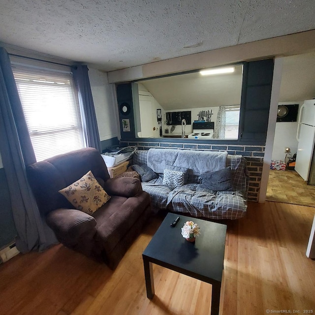 3 Prospect Pl, Middletown, CT 06457 - living area featuring wood finished floors and a textured ceiling