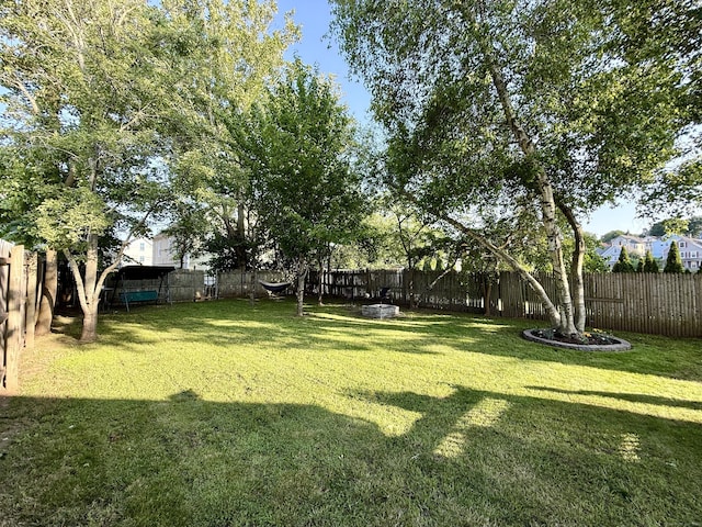 28 Grand St, New London, CT 06320 - view of fenced backyard