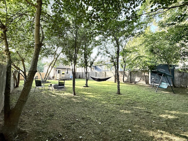 28 Grand St, New London, CT 06320 - view of yard