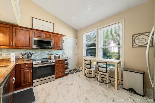 30 Ascot Ln, Torrington, CT 06790 - photo 5