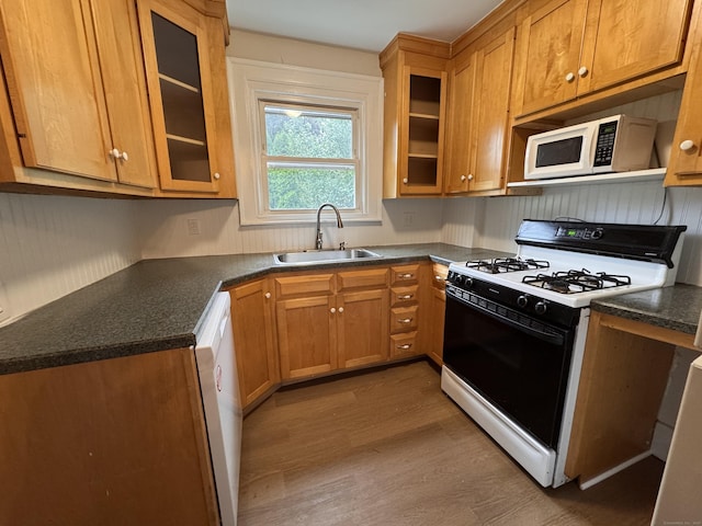 52 Westphal St, West Hartford, CT 06110 - photo 10