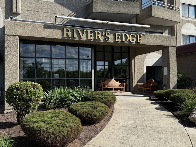 111 Dekoven Dr Apt 1008, Middletown, CT 06457 - view of exterior entry