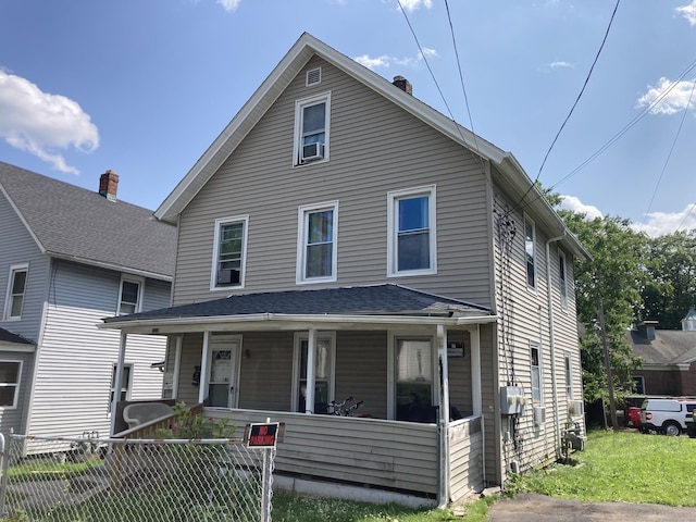 203 E Main St, Middletown, CT 06457 - traditional style home featuring covered porch and a chimney