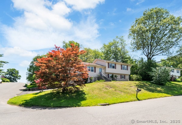 241 White Birch Dr, Waterbury, CT 06708 - photo 2