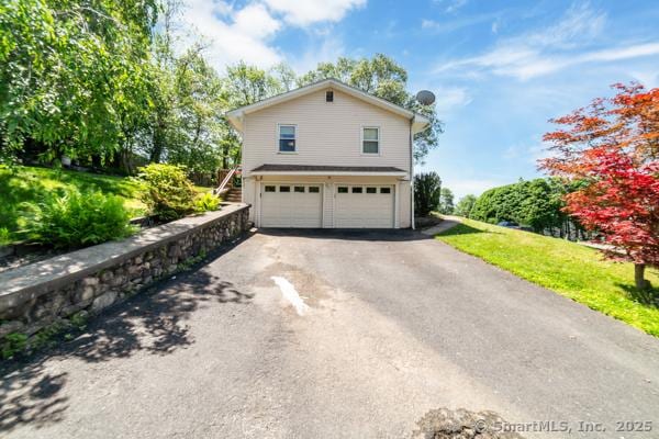 241 White Birch Dr, Waterbury, CT 06708 - photo 4