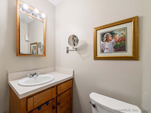 241 White Birch Dr, Waterbury, CT 06708 - photo 22