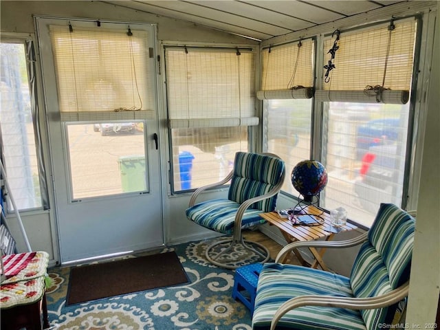 44 Cheyenne Rd, East Hartford, CT 06118 - sunroom / solarium with vaulted ceiling
