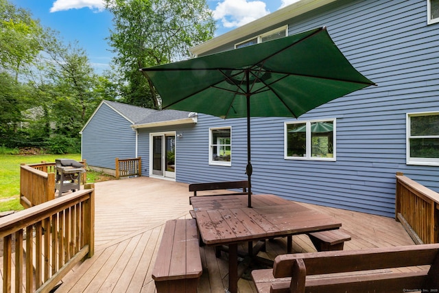 55 Charles Mary Dr, East Hampton, CT 06424 - wooden terrace with outdoor dining space