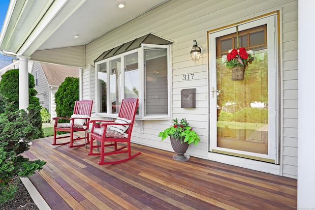 317 Victoria Lawn, Stratford, CT 06615 - view of porch