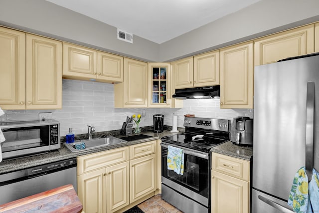 39 Candlewood Dr Unit 39, South Windsor, CT 06074 - photo 13