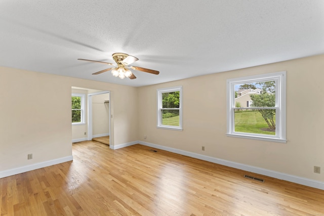 624 Kelsey St, Middletown, CT 06457 - photo 17