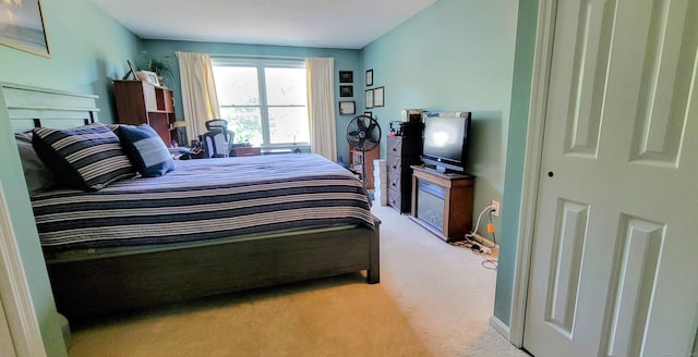 145 Brighton Cir, Windsor, CT 06095 - bedroom featuring light colored carpet