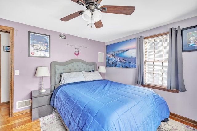 1462 Cutspring Rd, Stratford, CT 06614 - bedroom featuring light wood-type flooring and a ceiling fan