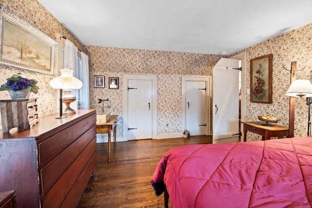 1775 Orchard Hill Rd, Cheshire, CT 06410 - bedroom with wallpapered walls and wood finished floors