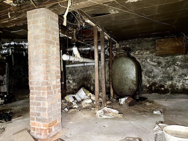 338 Sigourney St, Hartford, CT 06112 - basement with oil tank
