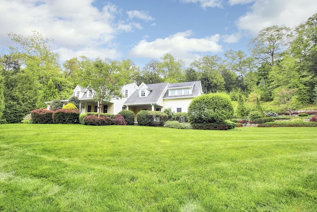 29 Bradley Rd, Weston, CT 06883 - view of front of house with a front yard