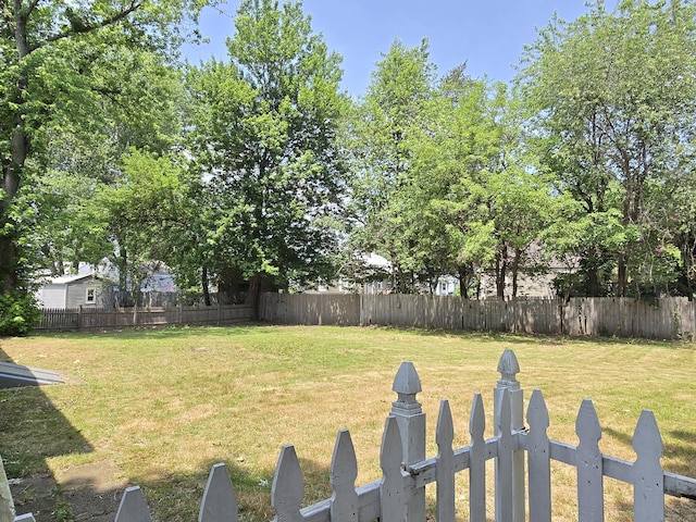 48 Scott St, East Hartford, CT 06118 - view of fenced yard