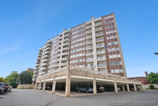 30 Woodland St Apt 9E, Hartford, CT 06105 - photo 13