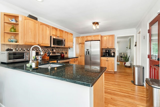 11 Old Kings Hwy, New Canaan, CT 06840 - kitchen with stainless steel appliances, decorative backsplash, light wood-style flooring, a peninsula, and crown molding