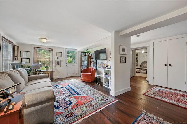 311 Wilton Rd E, Ridgefield, CT 06877 - living area featuring wood finished floors and baseboards