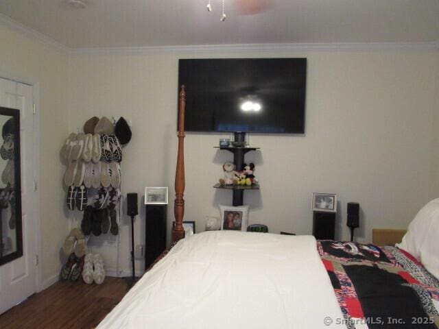 76 Porter St, Bridgeport, CT 06606 - bedroom featuring ornamental molding, wood finished floors, and a ceiling fan