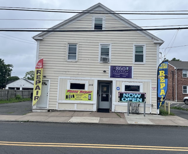 208 Spruce St, Manchester, CT 06040 - photo 2