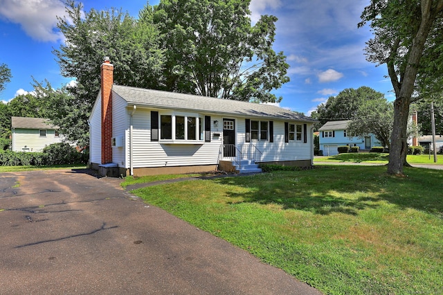 6 Overbrook Dr, East Hartford, CT 06118 - single story home with a chimney and a front yard