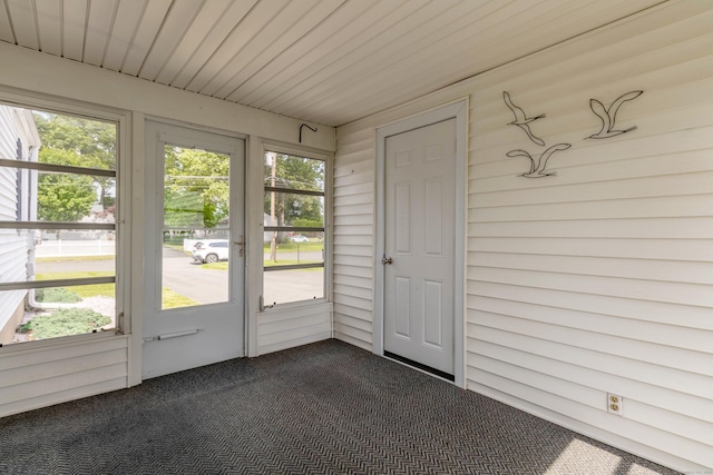 39 George Rd, Windsor Locks, CT 06096 - unfurnished sunroom with healthy amount of natural light