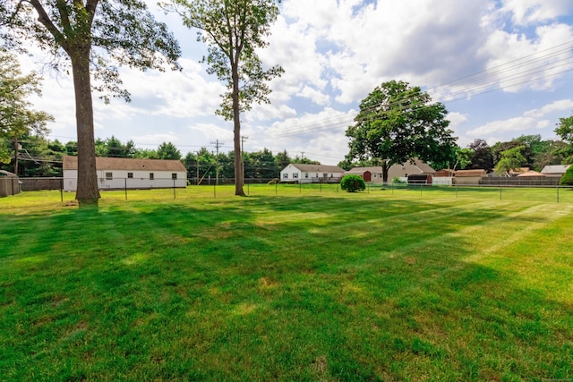 39 George Rd, Windsor Locks, CT 06096 - view of yard