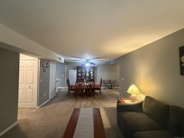 711 Twin Circle Dr Unit 711, South Windsor, CT 06074 - dining area with carpet floors and baseboards