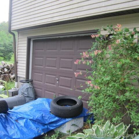 12 Petersson Cir, Stafford, CT 06076 - photo 2