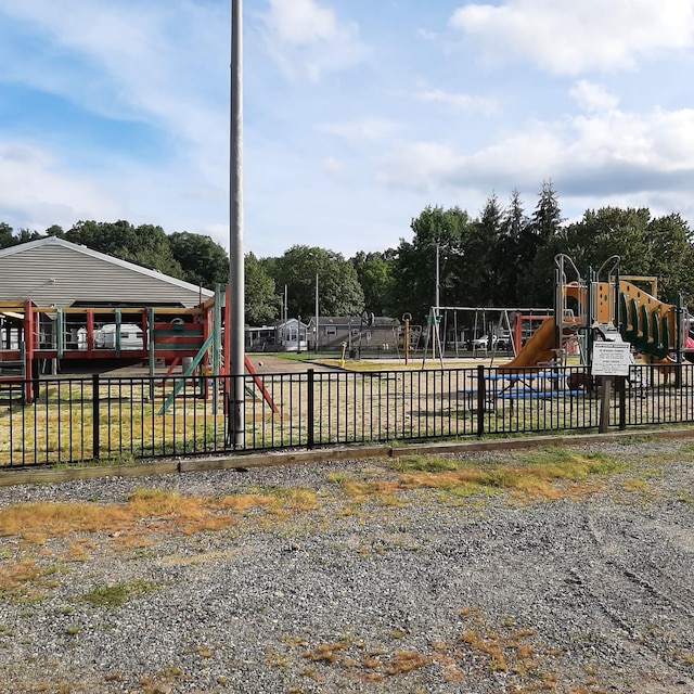 306 Old Colchester Rd Unit 197, Salem, CT 06420 - view of communal playground