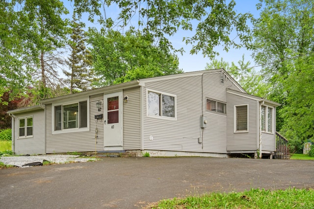 47 Charter Rd, Ellington, CT 06029 - view of front of home