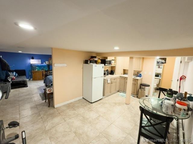 170 Fowler Ave, Middletown, CT 06457 - photo 24