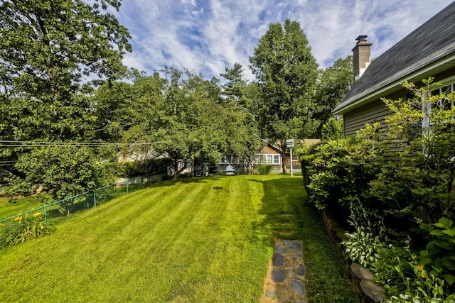 282 Halladay Dr, Suffield, CT 06093 - view of yard