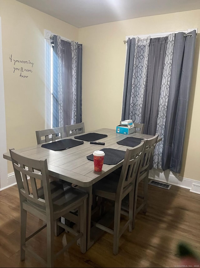 115 Lloyd St, New Haven, CT 06513 - dining area featuring wood finished floors and baseboards