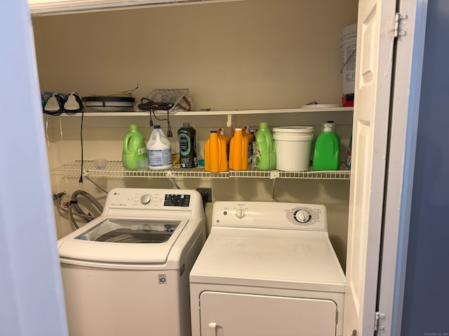 38 Padanaram Ave Unit 24, Danbury, CT 06811 - washroom with washing machine and clothes dryer
