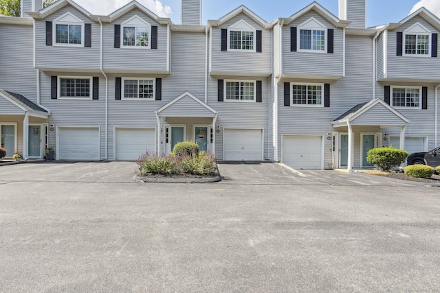 310 Boston Post Rd Unit 165, Waterford, CT 06385 - photo 1