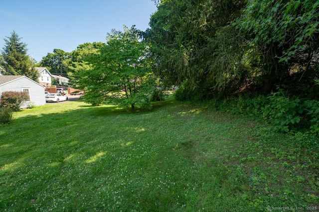166 Forest St, Hamden, CT 06518