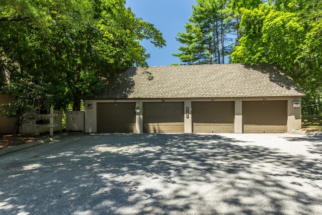 17 Crocus Ln Unit 17, Farmington, CT 06001 - view of garage