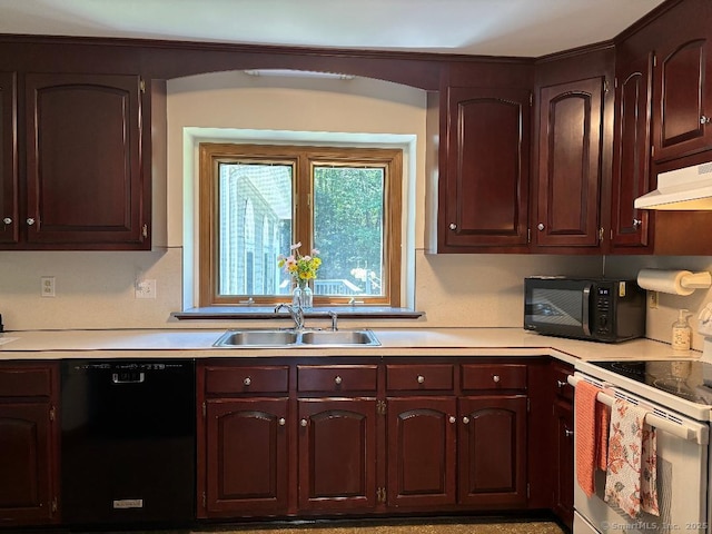 28 Forest Rd, Stafford, CT 06076 - photo 2