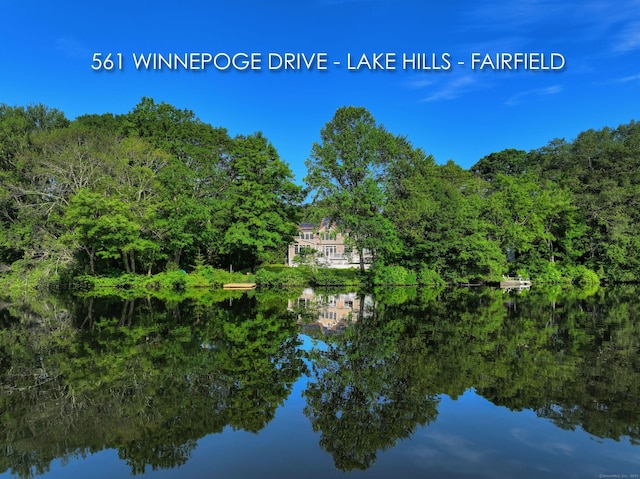 561 Winnepoge Dr, Fairfield, CT 06825 - photo 1