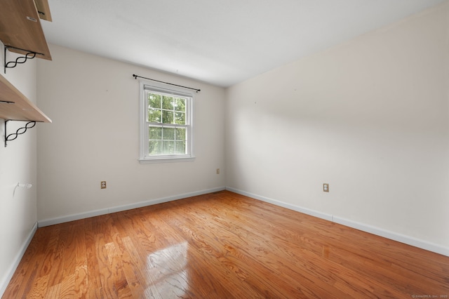 846 Long Hill Rd Unit 846, Middletown, CT 06457 - empty room featuring light wood-style floors and baseboards