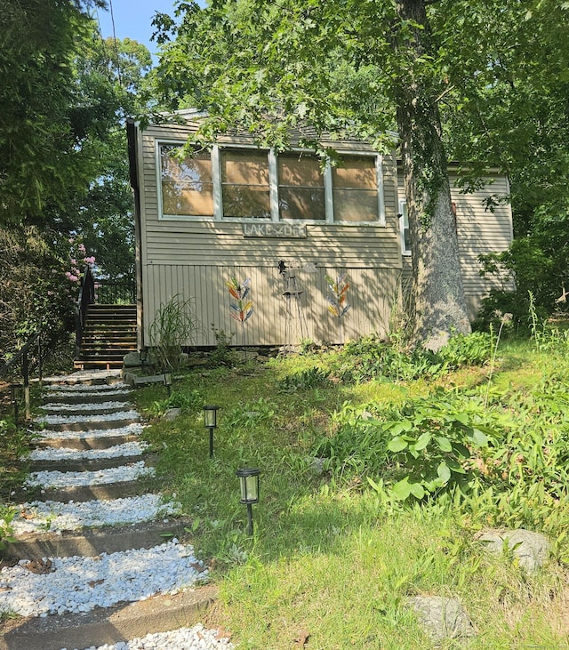 15 Ledge Rd, Lebanon, CT 06249 - view of side of home with stairs