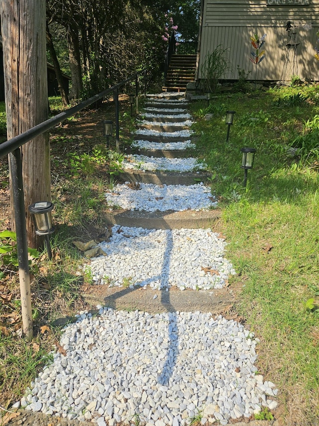 15 Ledge Rd, Lebanon, CT 06249 - view of yard with stairs
