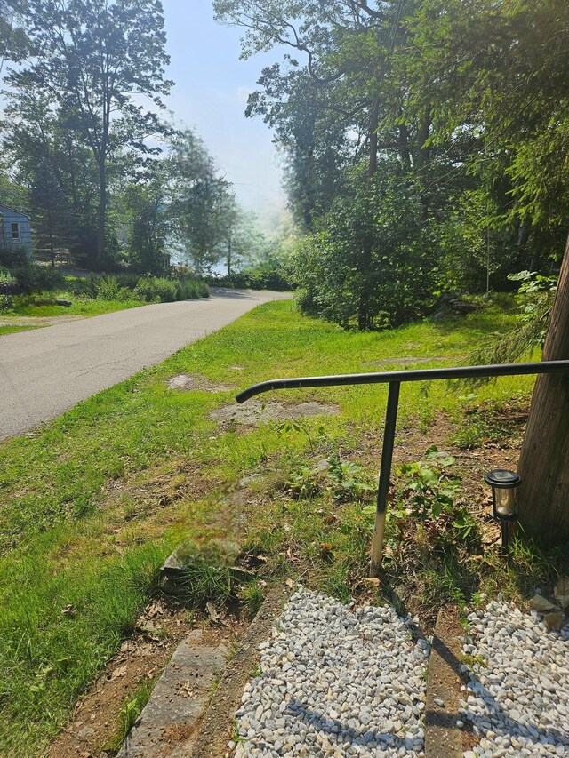 15 Ledge Rd, Lebanon, CT 06249 - view of asphalt road